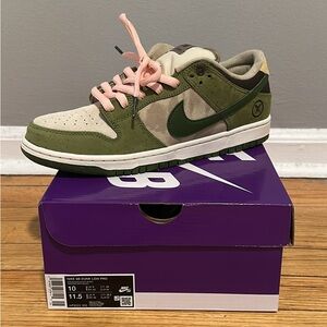 (BRAND NEW) Nike SB Dunk Low ‘Yuto Matcha’ Size 10